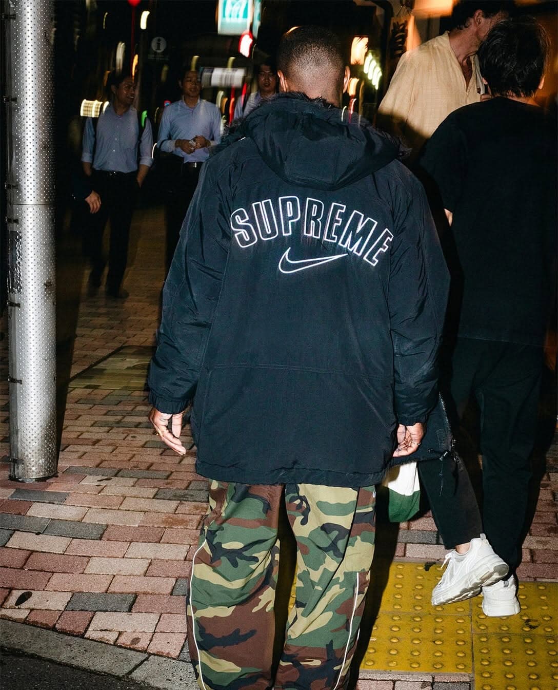 Nike y Supreme presentaron su colección de abrigo para otoño 2026