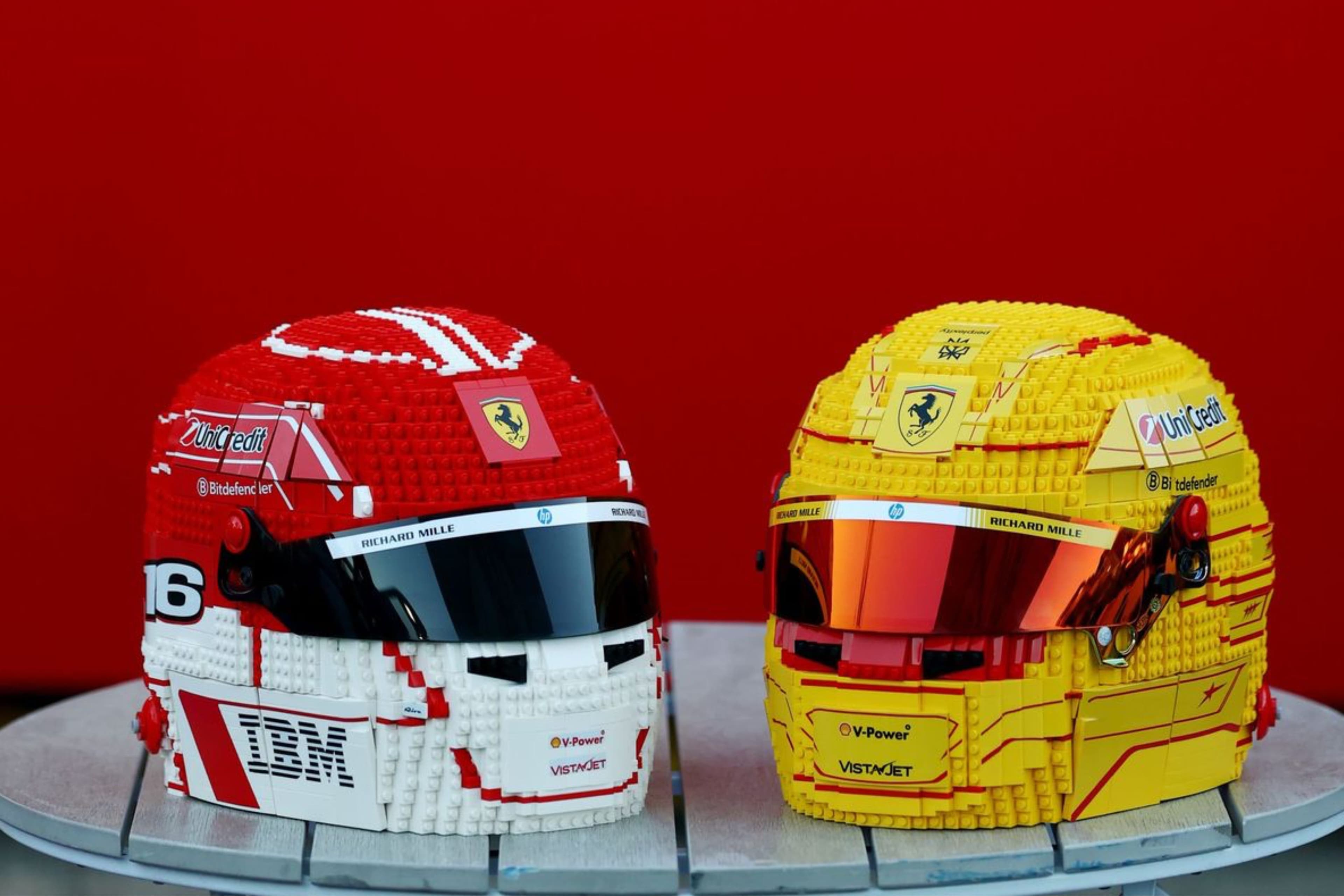 LEGO x Ferrari: los cascos de Hamilton y Leclerc en formato ladrillo