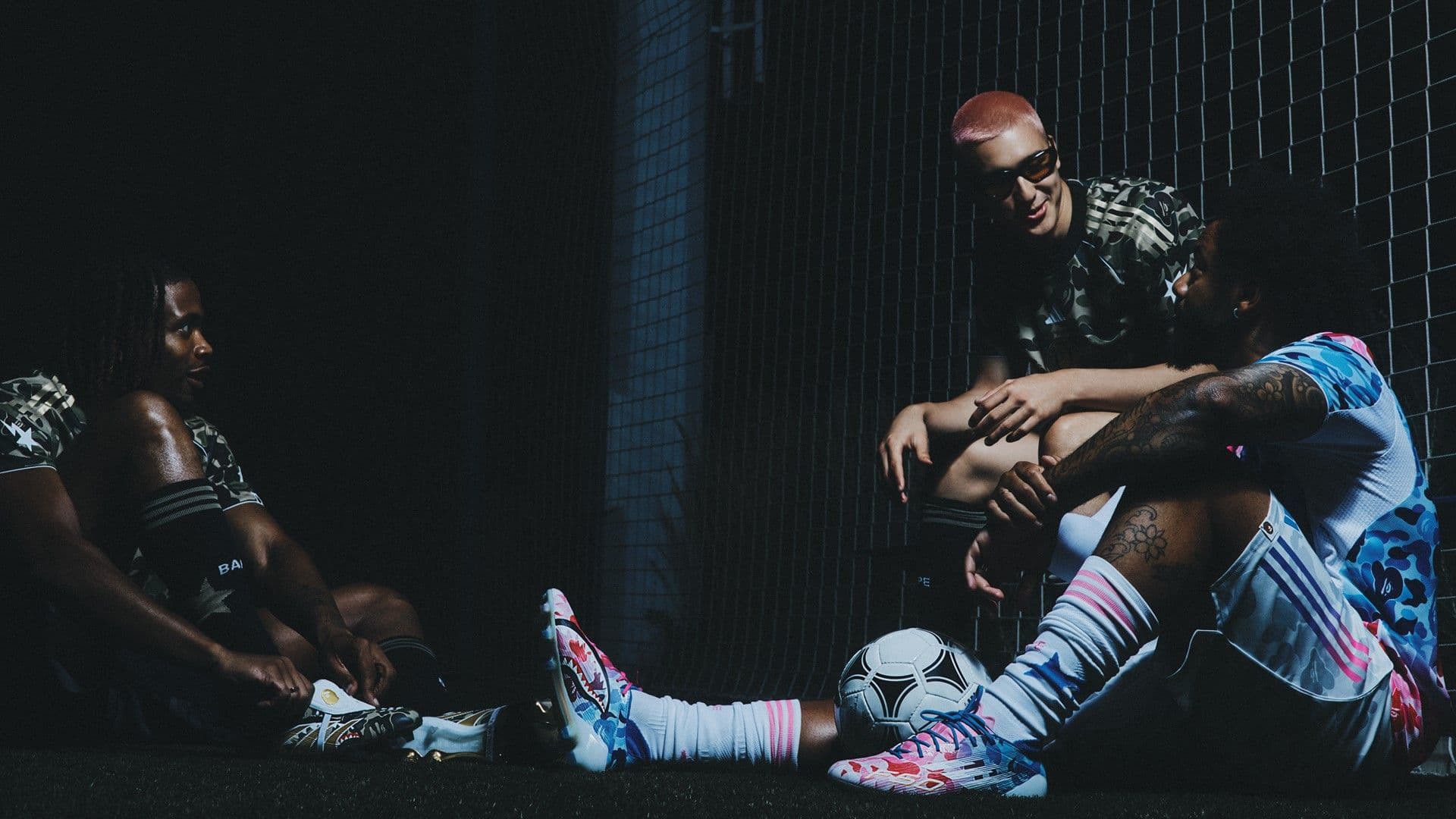 La unión entre fútbol y streetwear: adidas x BAPE "Football Collection"