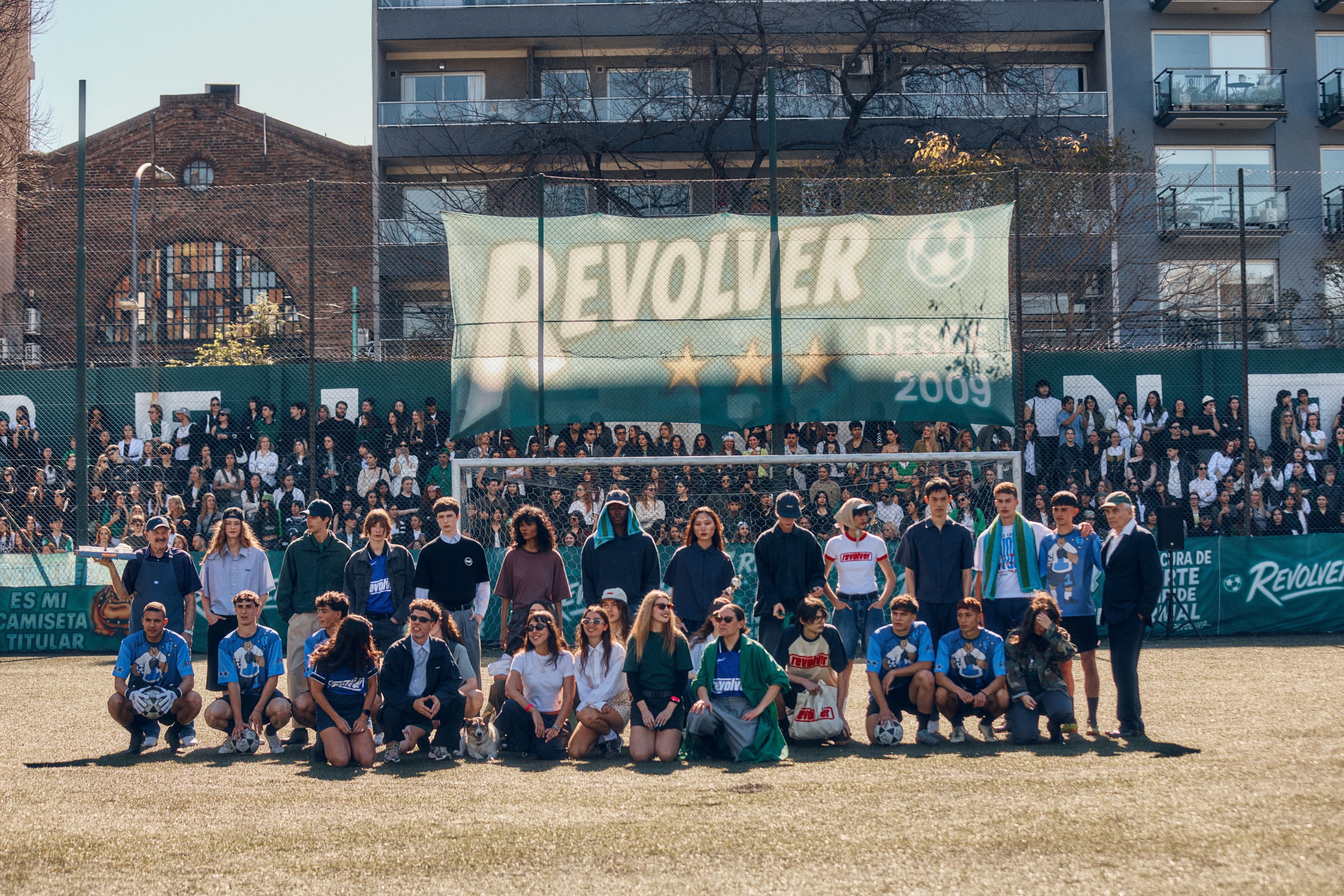 Revolver BAFWEEK PV26: de la pasarela a la cancha