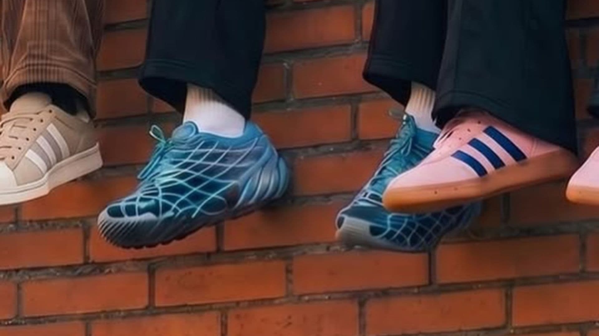 Leyenda del patio: Bad Bunny y sus adidas F50