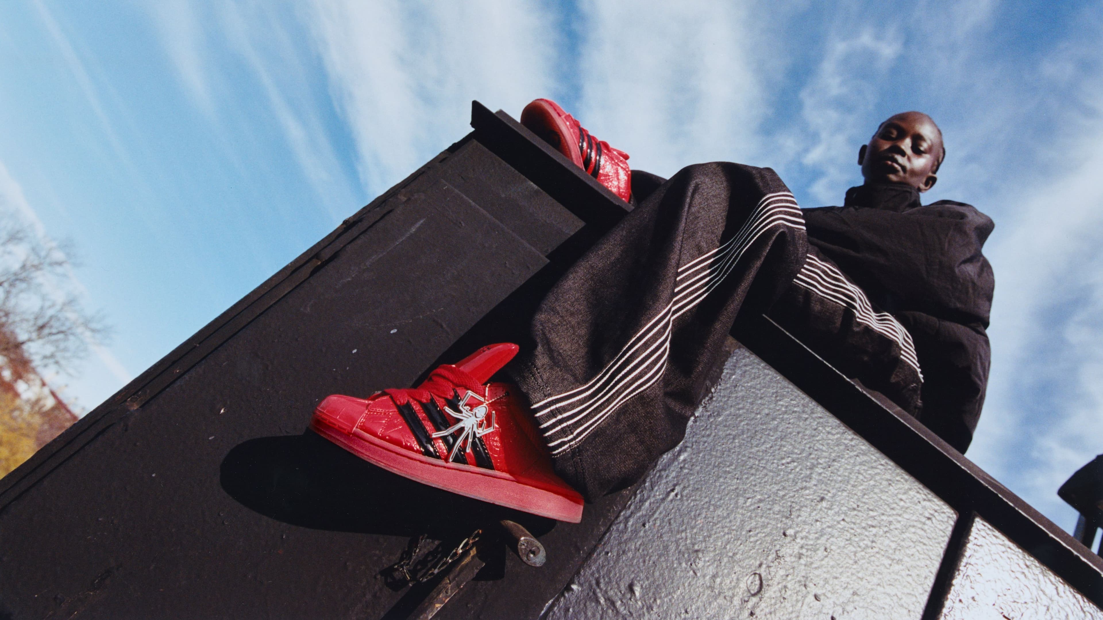 Punk y lujo: adidas Superstar x Sp5der