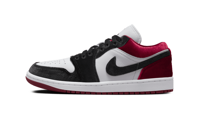air-jordan-1-low-velvet-black-toe-w