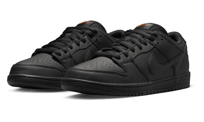 nike-sb-dunk-low-pro-iso-triple-black